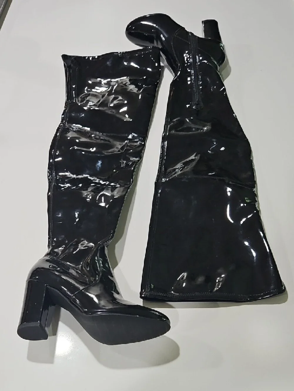 Angelica Kenneth Cole Black Patent Leather Over-the-Knee Block Heel Boots Sz 5M
